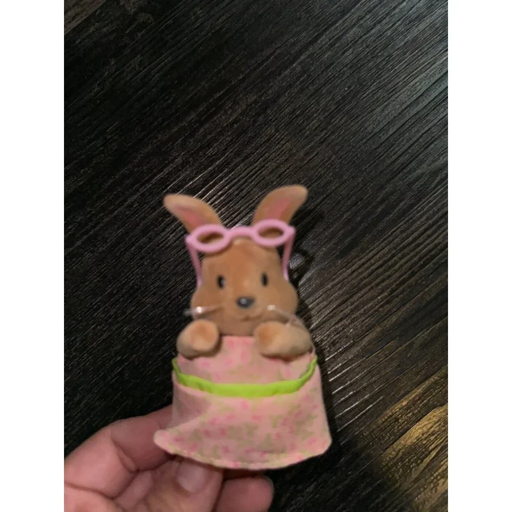 Calico Critters Bunny Rabbit Figure in Dress - Picture 4 of 4